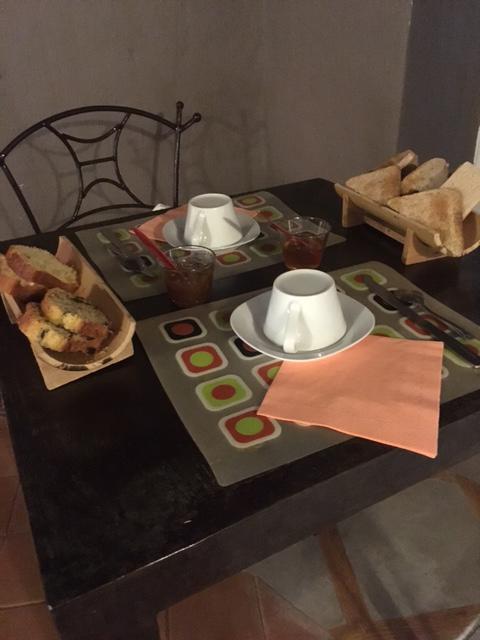 Esprit D'Ailleurs Bed and Breakfast Baillargues Εξωτερικό φωτογραφία